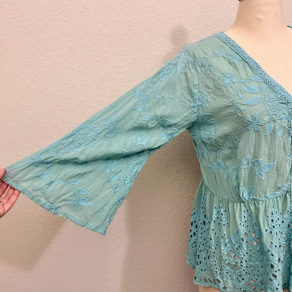 JOHNNY WAS Ingrid Reveka Blouse Top Marine Blue Floral Eyelet Peplum - Picture 4 of 11